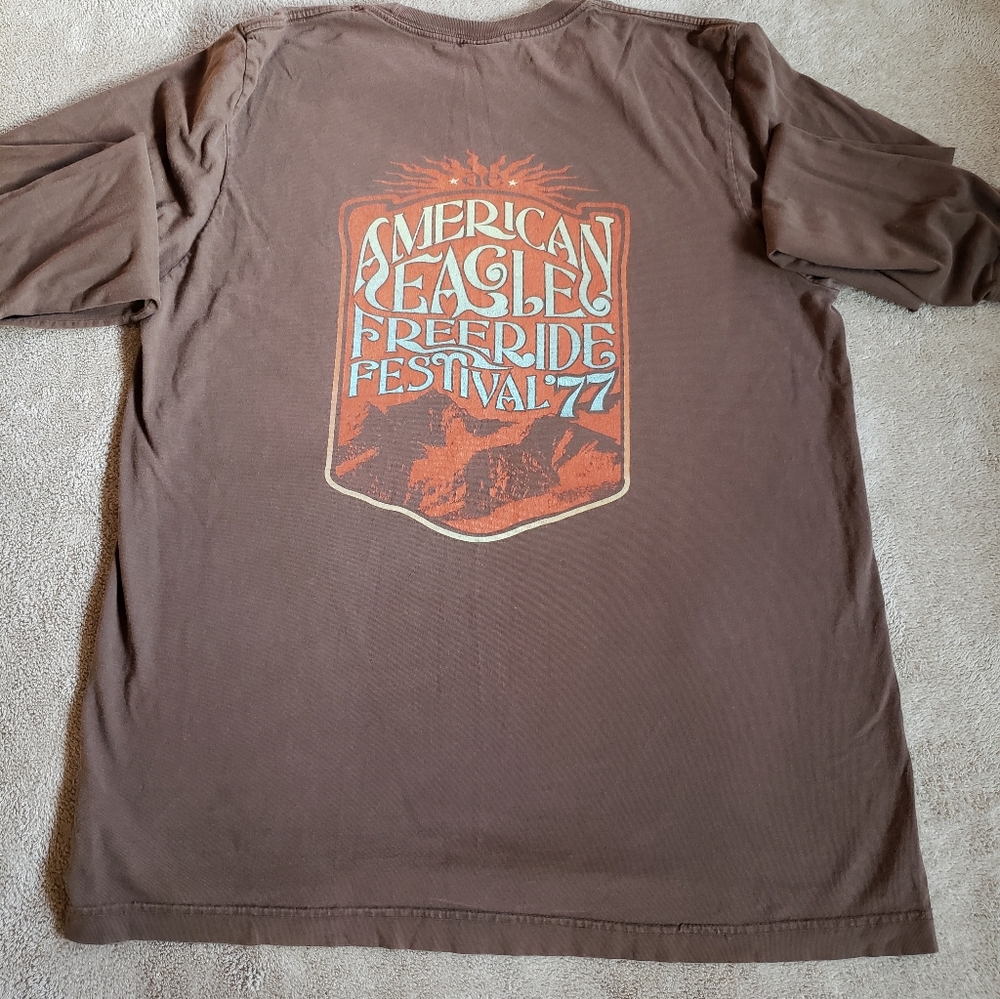 American Eagle Long Sleeve T-Shirt